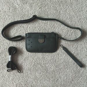 Green Wallet Rad Rev Sling Wallet in Pine Rad Revolution 4 in 1 Bag Belt Bag